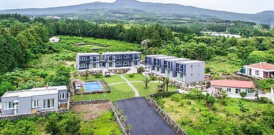 Donnaeko Pension