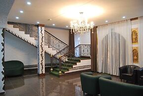 Hotel Kesh Palace