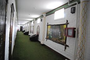 Hotel Kesh Palace