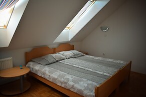 Guest House Zevnik