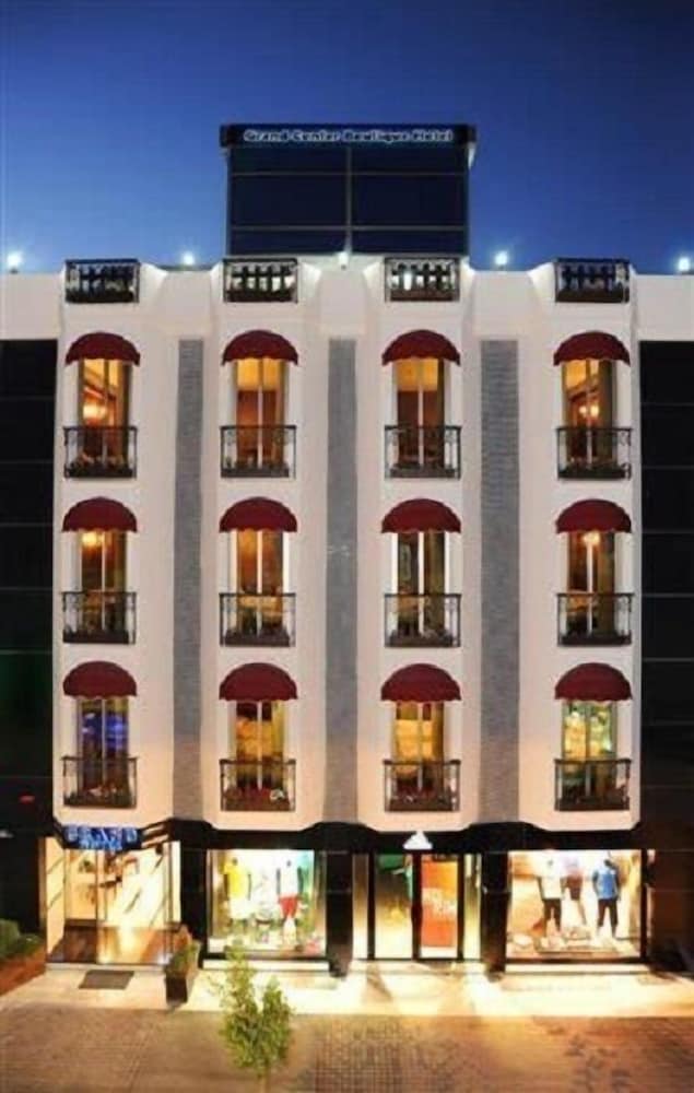 Grand Center Boutique Hotel
