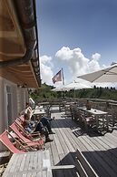 Hamilton Lodge & Spa