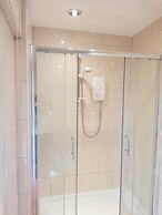 BlueOne Serviced Apartments-Sandon House