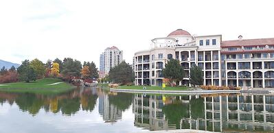 Lake View House