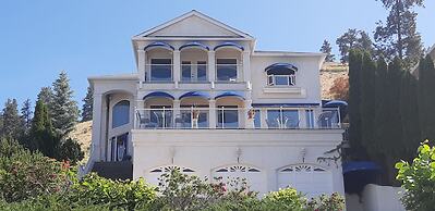 Lake View House