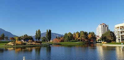 Lake View House