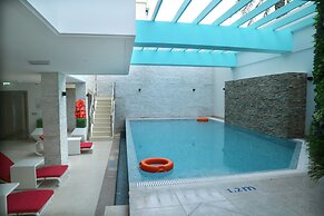 Meshal Hotel & Spa