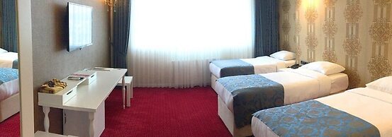 Kadhirga Hotel