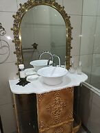 Excalibur Boutique Hotel