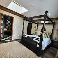 Excalibur Boutique Hotel