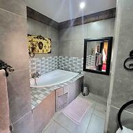 Excalibur Boutique Hotel