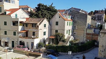 Apartment Trumbic
