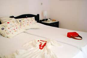 Marita's Apartments