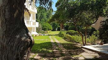 Marita's Apartments