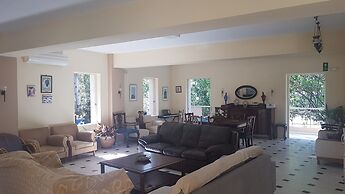Marita's Apartments