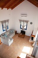 Beach Front Villa with Private 50m Path to Secluded Beach