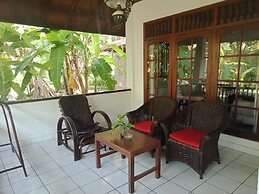 Rini Hotel