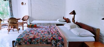 Rini Hotel