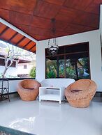 Rini Hotel