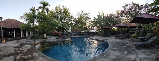 Rini Hotel