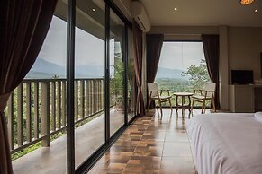 Thanburi Resort