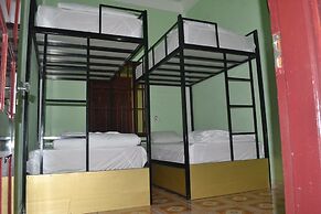 Village House - Hostel