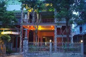 Village House - Hostel