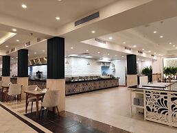 Edge Rotana Sea Beach