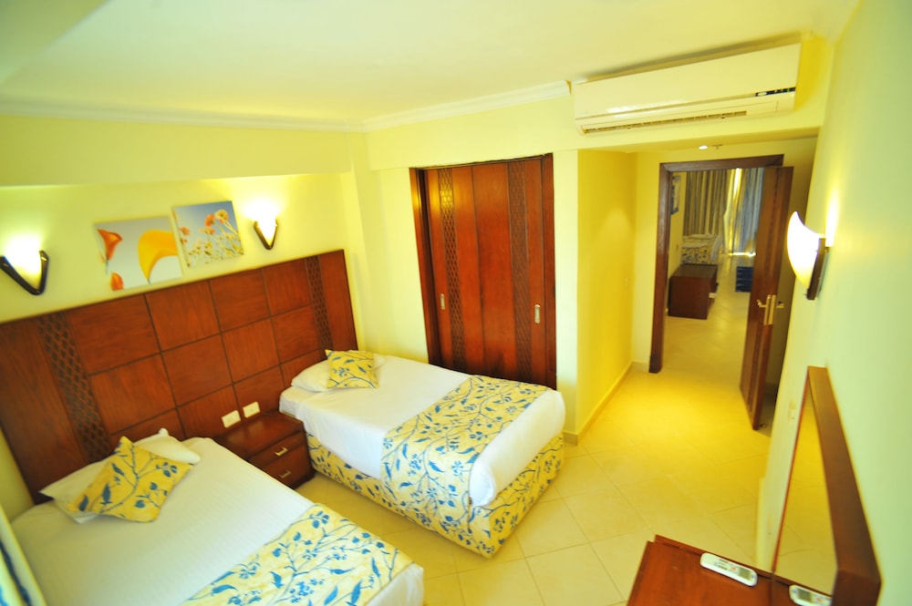 Edge Rotana Sea Beach