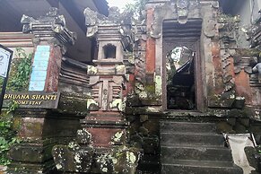 Bhuana Shanti Homestay Ubud