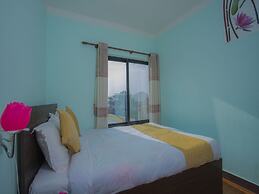 OYO 271 Hotel Golden Three