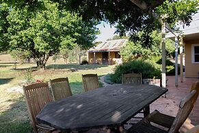 Lone Pine Farmhouse