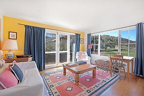 Lone Pine Farmhouse