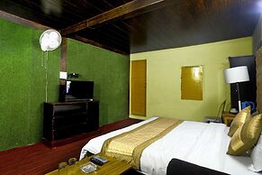 Hotel Kausani Retreat
