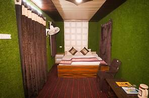 Hotel Kausani Retreat