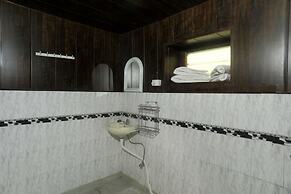 Hotel Kausani Retreat