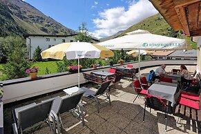 Berghotel Gstrein