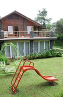 Villa ChavaMinerva Istana Bunga-Lembang