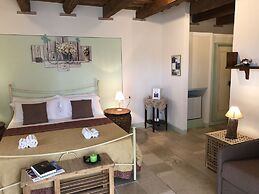 Le MaRaClà Country House