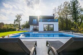 Holiday House Luxury