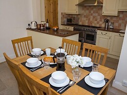 Jutes House Exeter
