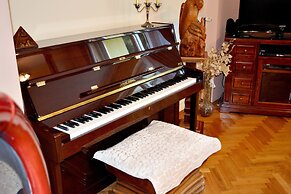 Holiday House Estera