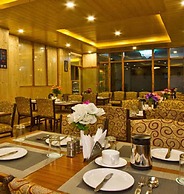 New Harmony Inn