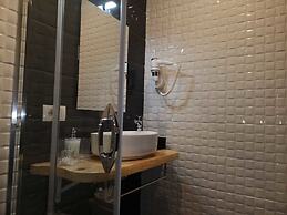 Beverello Rooms