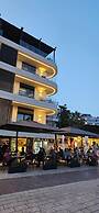 Lion Gate Hotel