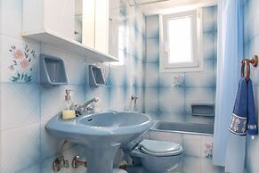 Gatis House