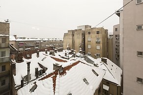 Belgrade Center Apartment V