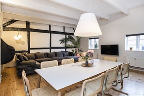 The Townhouse by Daniel&Jacob’s