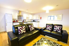 Roomspace Apartments -Kirk Court