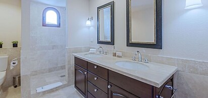 Condo Marina 360